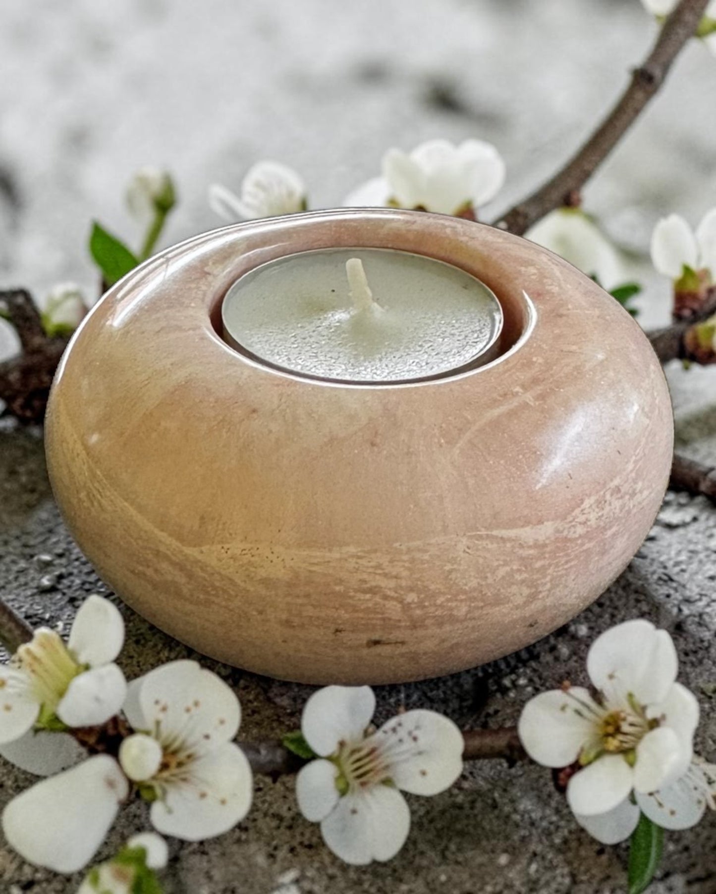 Light Pink set of 3 candle tealight holders with geode design epoxy resin