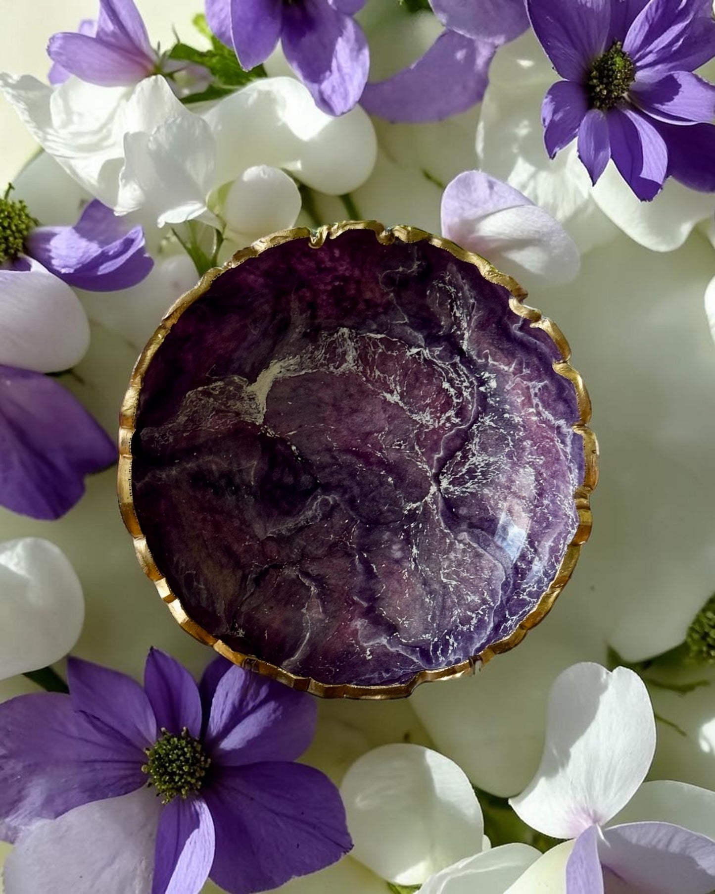 Small Purple bowl, 8x2" geode design epoxy resin