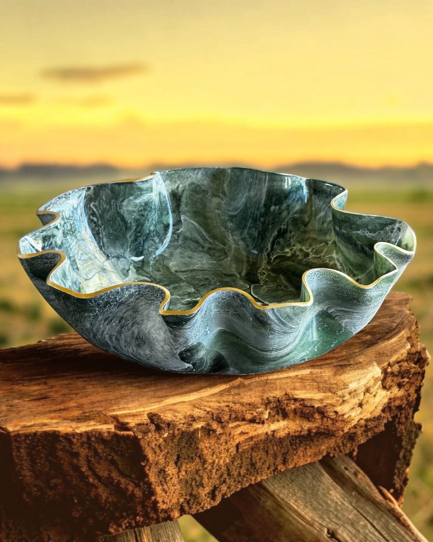 Large Green bowl, 18x3" geode design epoxy resin
