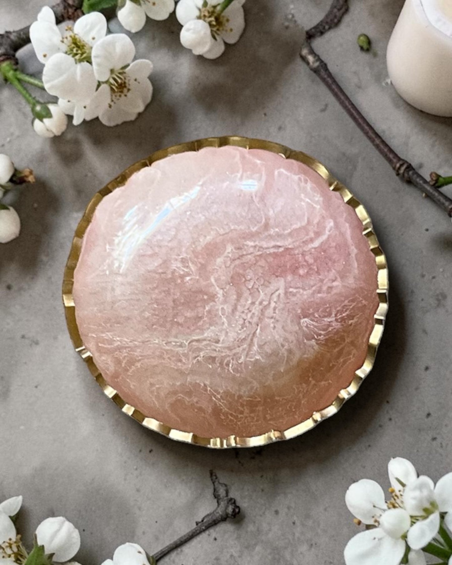 Small Light Pink bowl, 8x2" geode design epoxy resin (Copy)