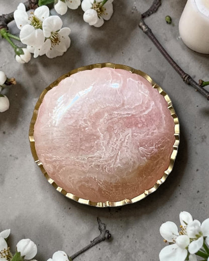 Small Light Pink bowl, 8x2" geode design epoxy resin (Copy)