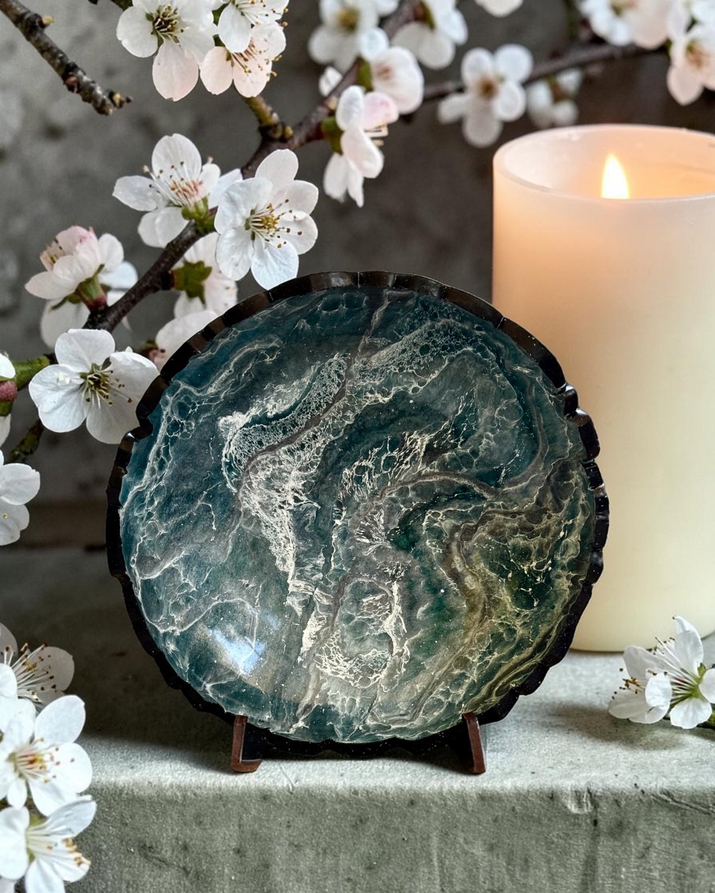 Small Teal and Silver bowl, 8x2" geode design epoxy resin