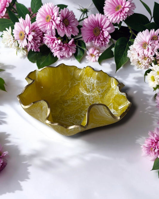 Medium Yellow bowl, 11x3" geode design epoxy resin