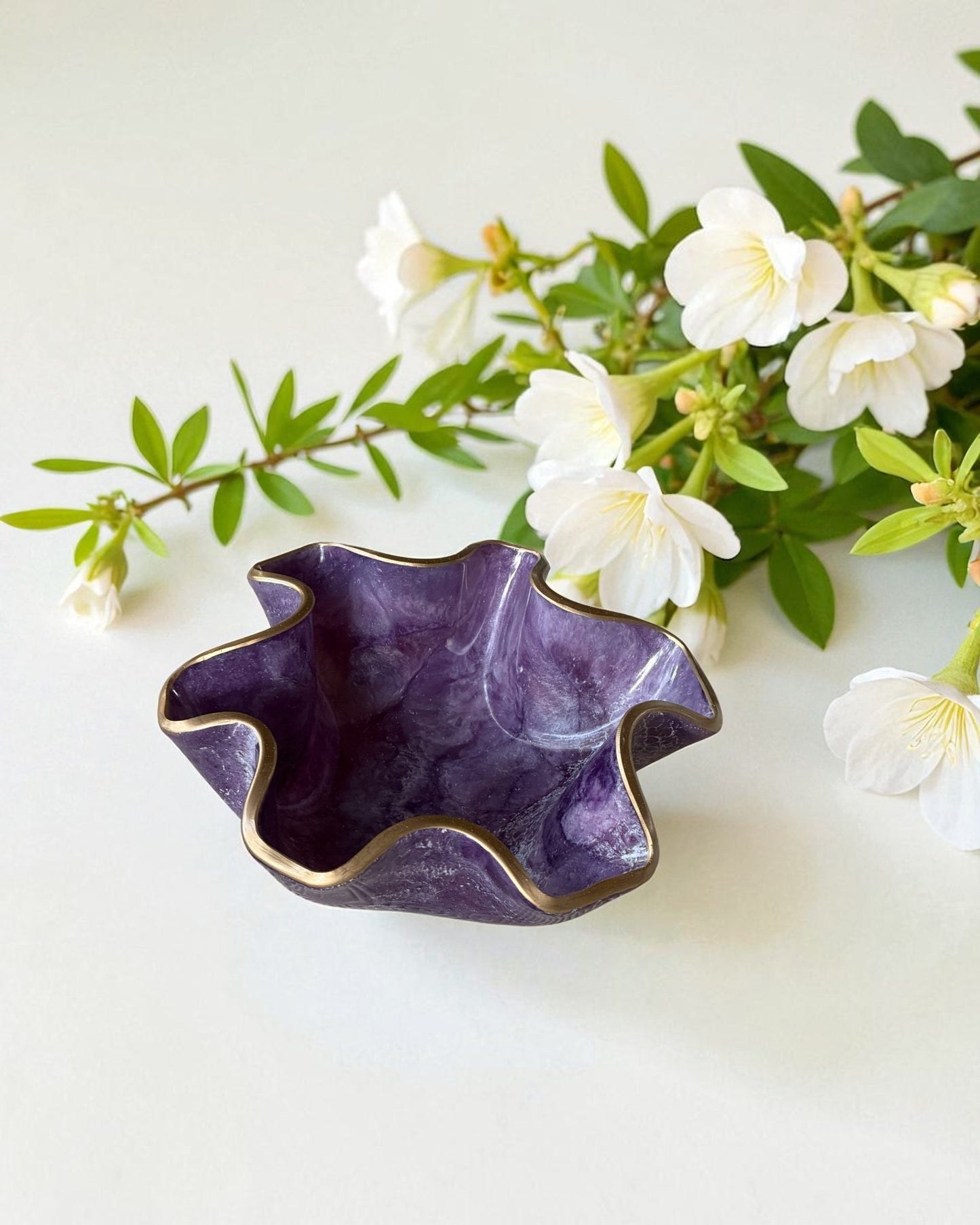 Small Purple bowl, 8x3" geode design epoxy resin
