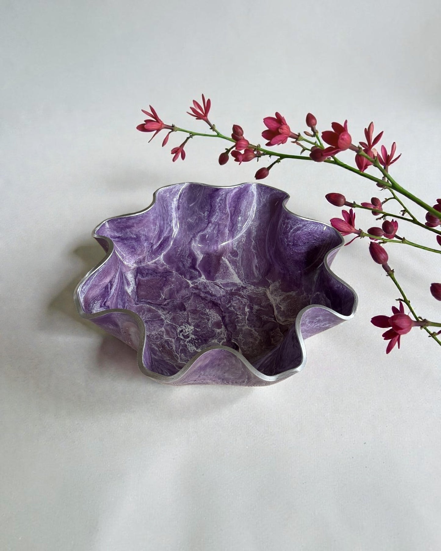 Large Purple bowl, 18x3" geode design epoxy resin