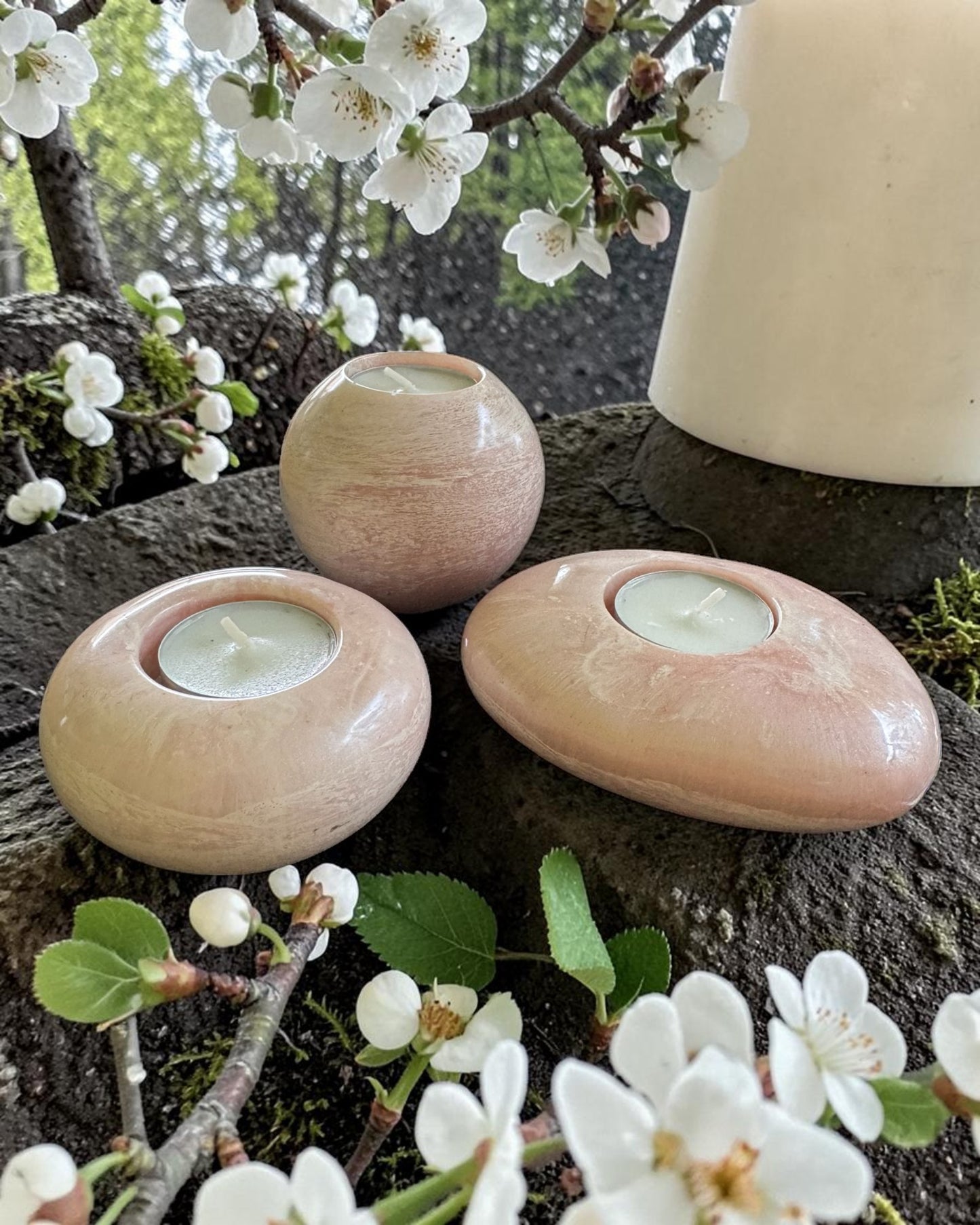 Light Pink set of 3 candle tealight holders with geode design epoxy resin