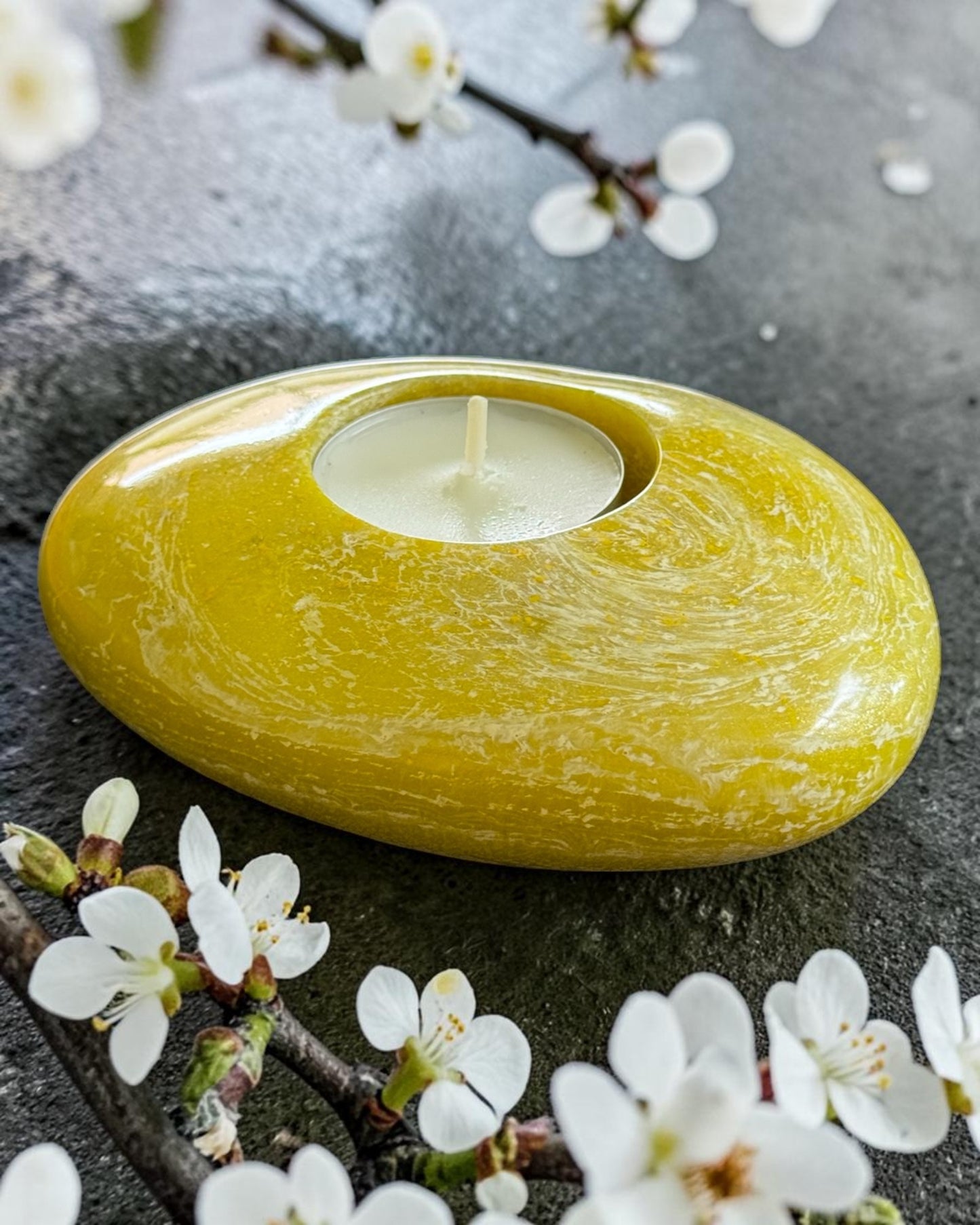 Yellow set of 3 candle tealight holders with geode design epoxy resin