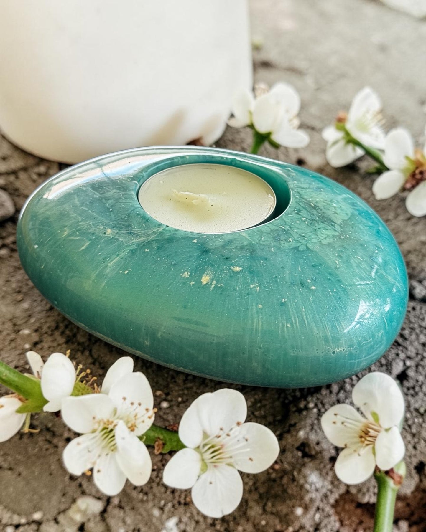 Ocean colors set of 3 candle tealight holders with geode design epoxy resin