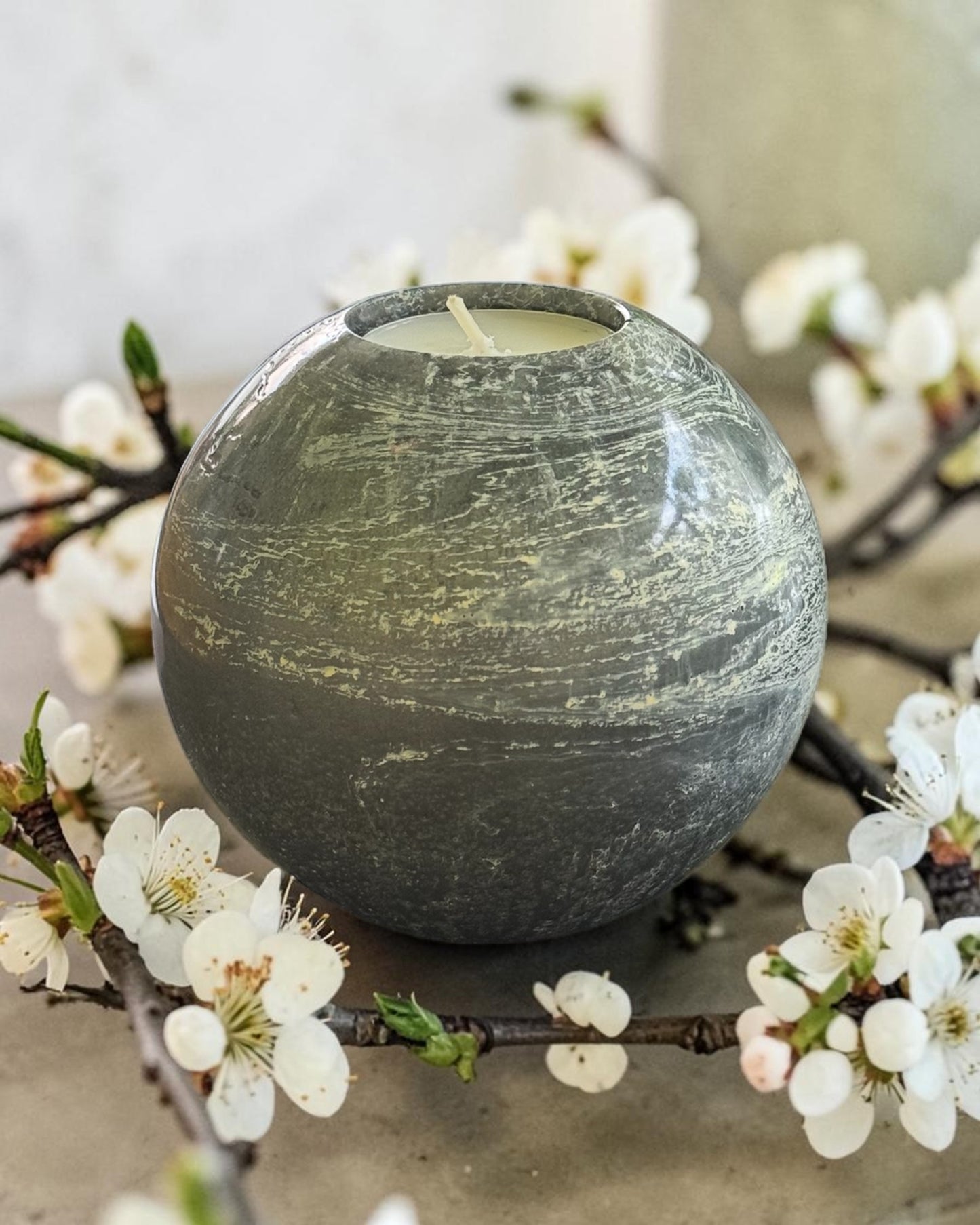 Silver and Grey set of 3 candle tealight holders with geode design epoxy resin