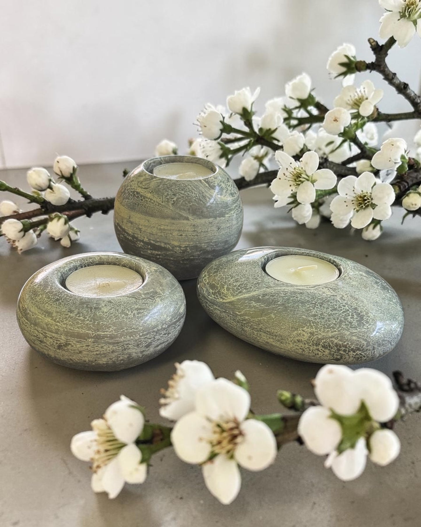 Silver and Grey set of 3 candle tealight holders with geode design epoxy resin