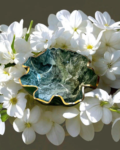 Medium Green bowl, 11x3" geode design epoxy resin