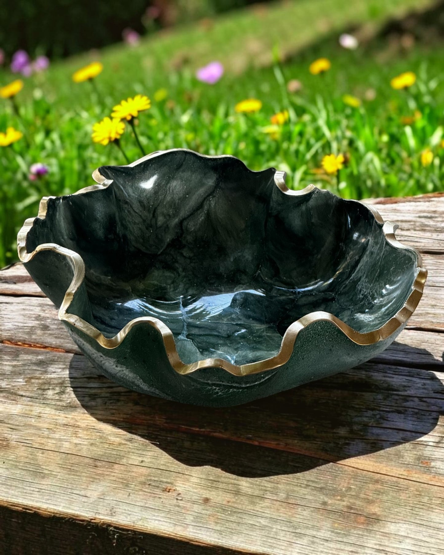 Medium Green bowl, 11x3" geode design epoxy resin