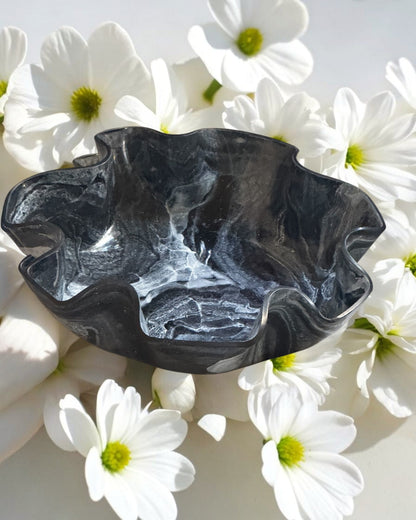 Large Black bowl, 18x3" geode design epoxy resin