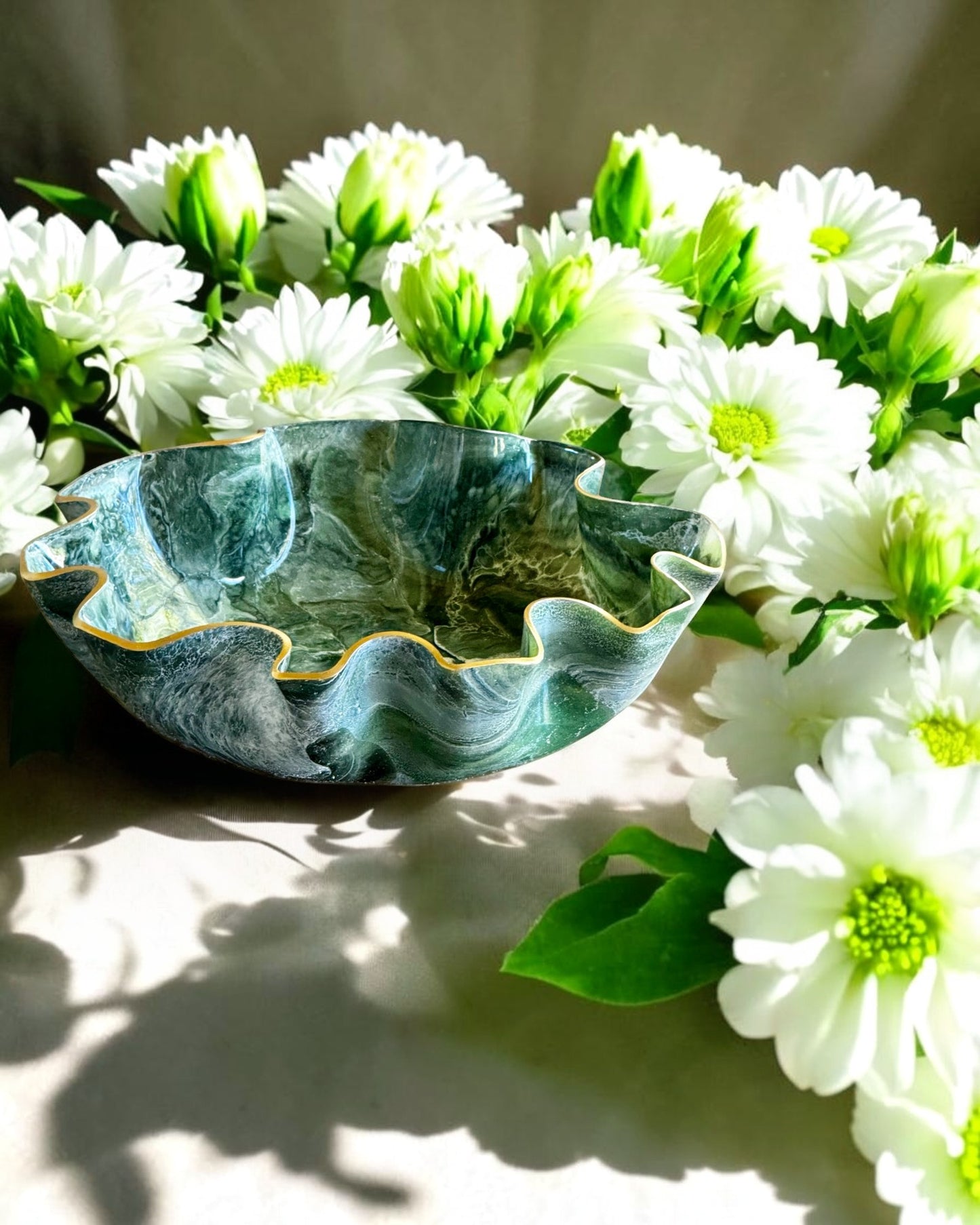 Large Green bowl, 18x3" geode design epoxy resin