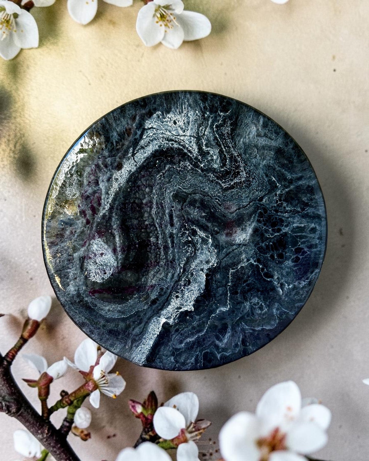 Black Lazy Susan's geode design epoxy resin, 5 sizes