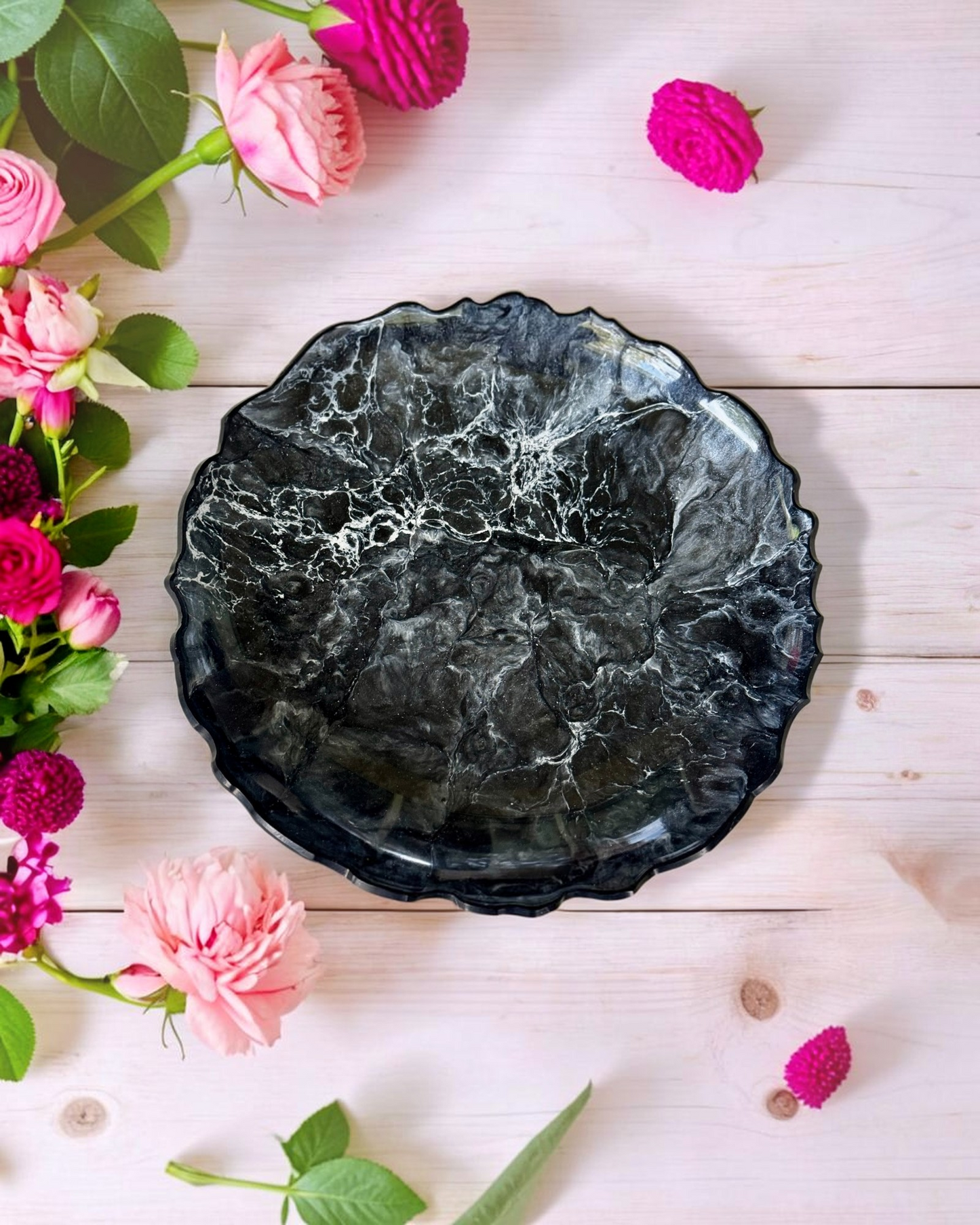 Black Platter 12" geode design epoxy resin