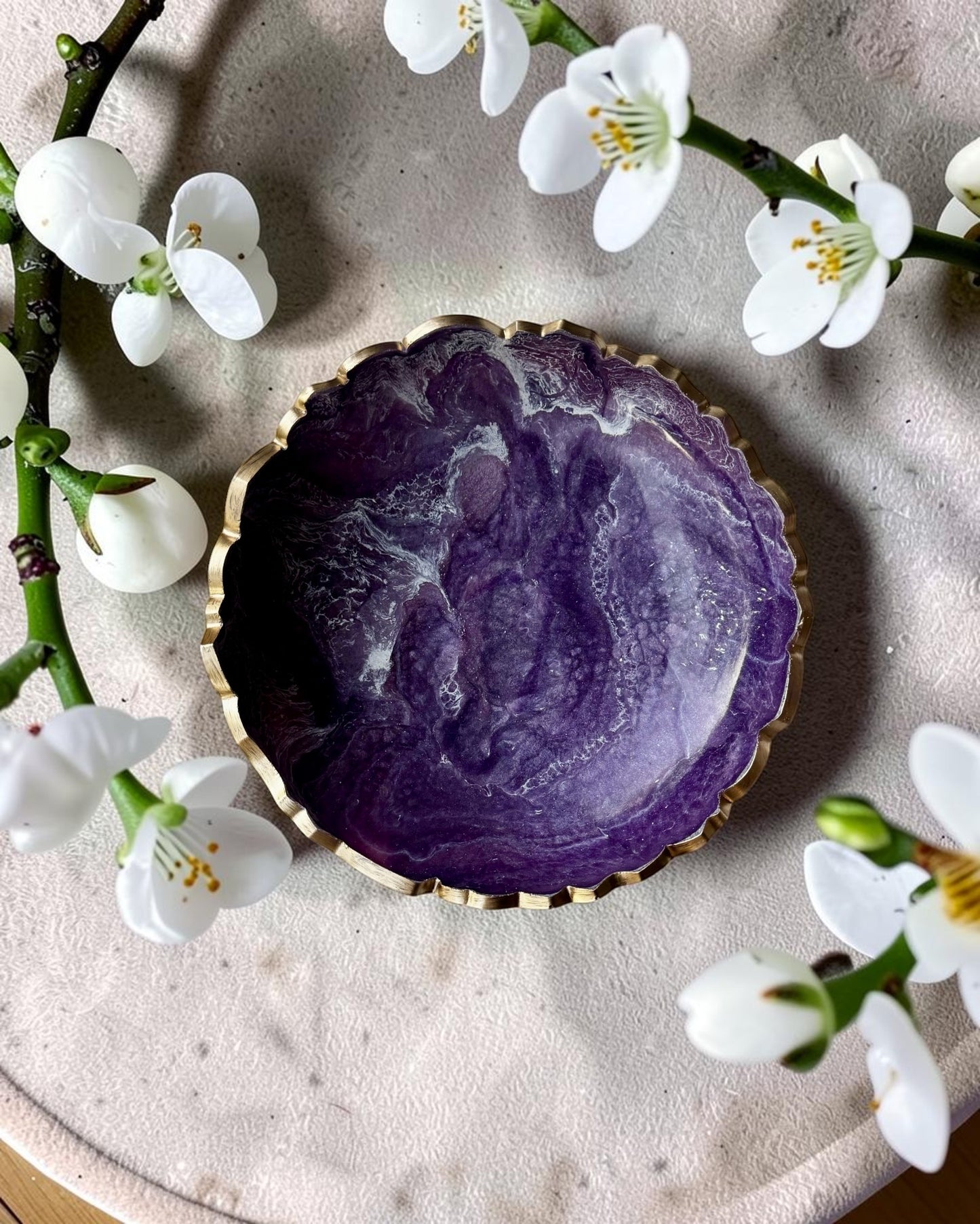Small Purple bowl, 8x2" geode design epoxy resin