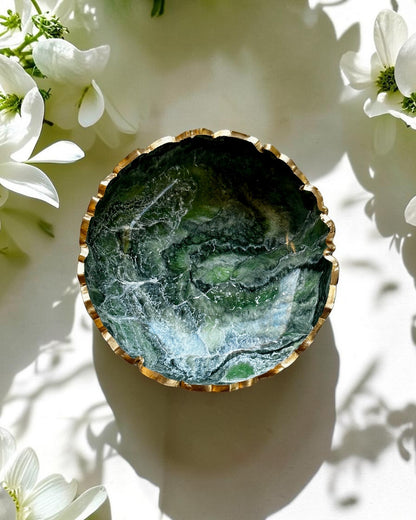 Small Green bowl, 8x2" geode design epoxy resin