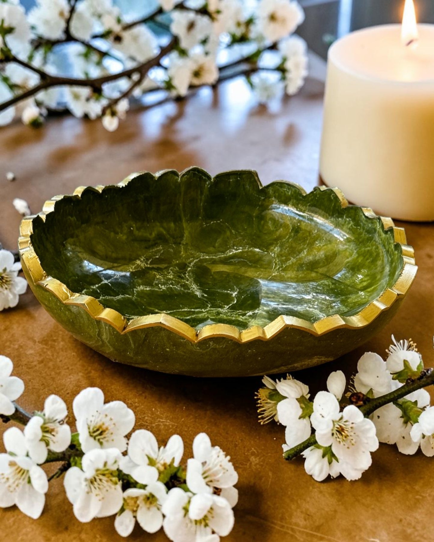 Small Olive green bowl, 8x2" geode design epoxy resin