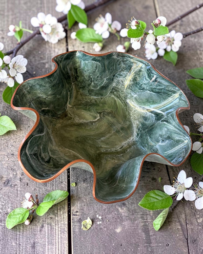 Large Green bowl, 18x3" geode design epoxy resin