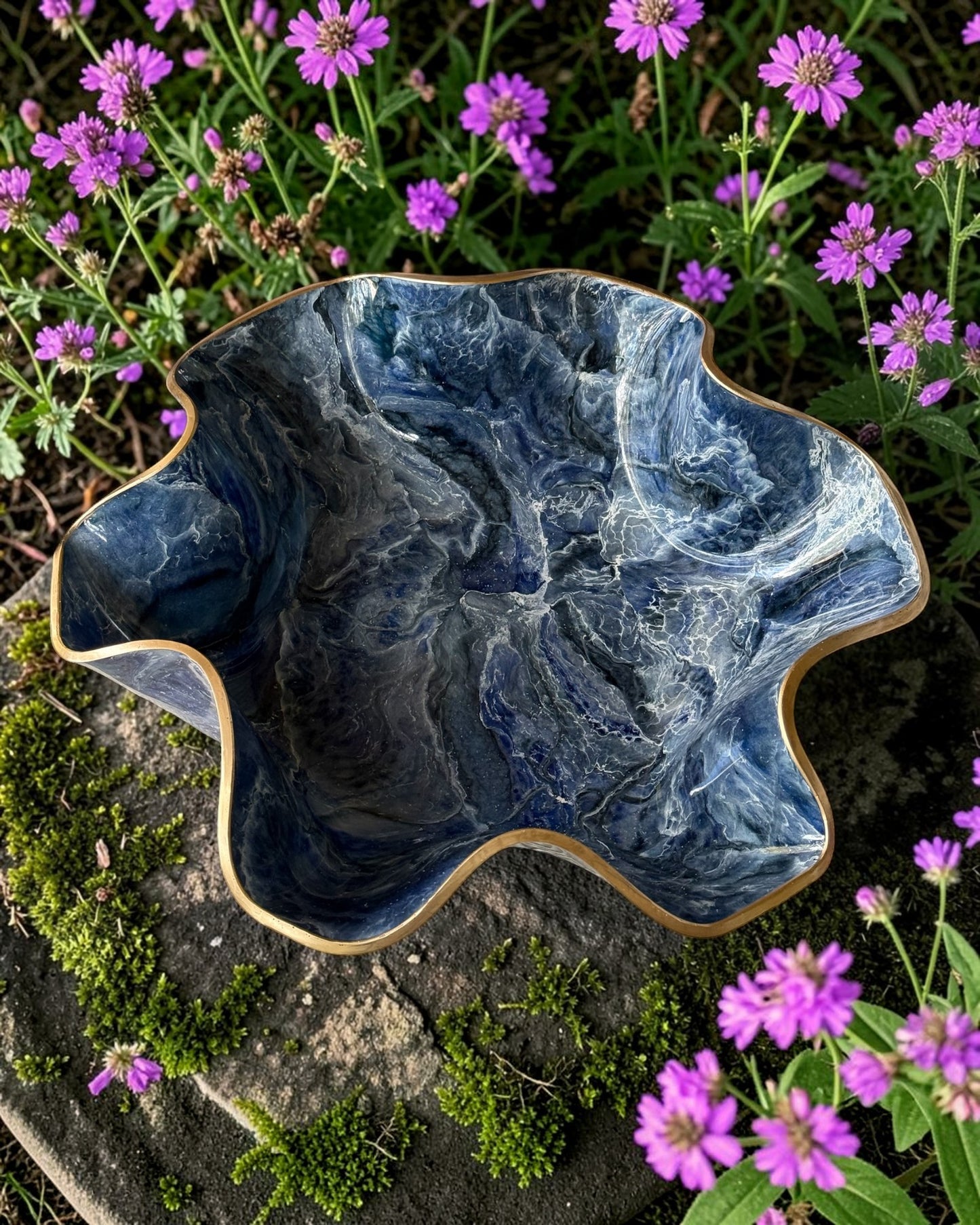 Large Blue bowl, 18x3" geode design epoxy resin
