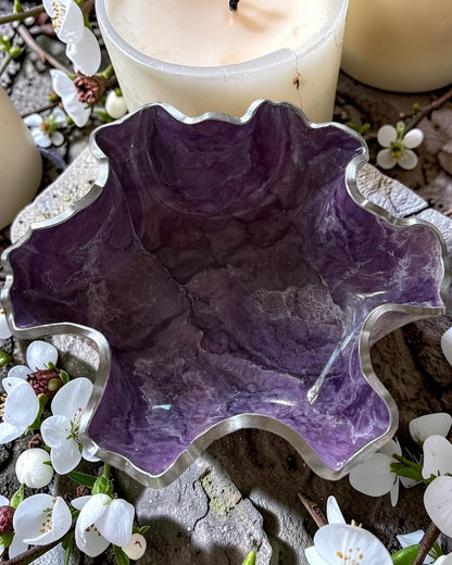 Medium Purple bowl, 11x3" geode design epoxy resin