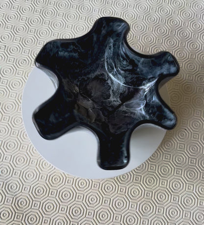 Small Black bowl, 8x3" geode design epoxy resin