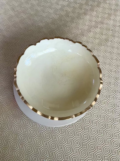 Small White bowl, 8x2" geode design epoxy resin